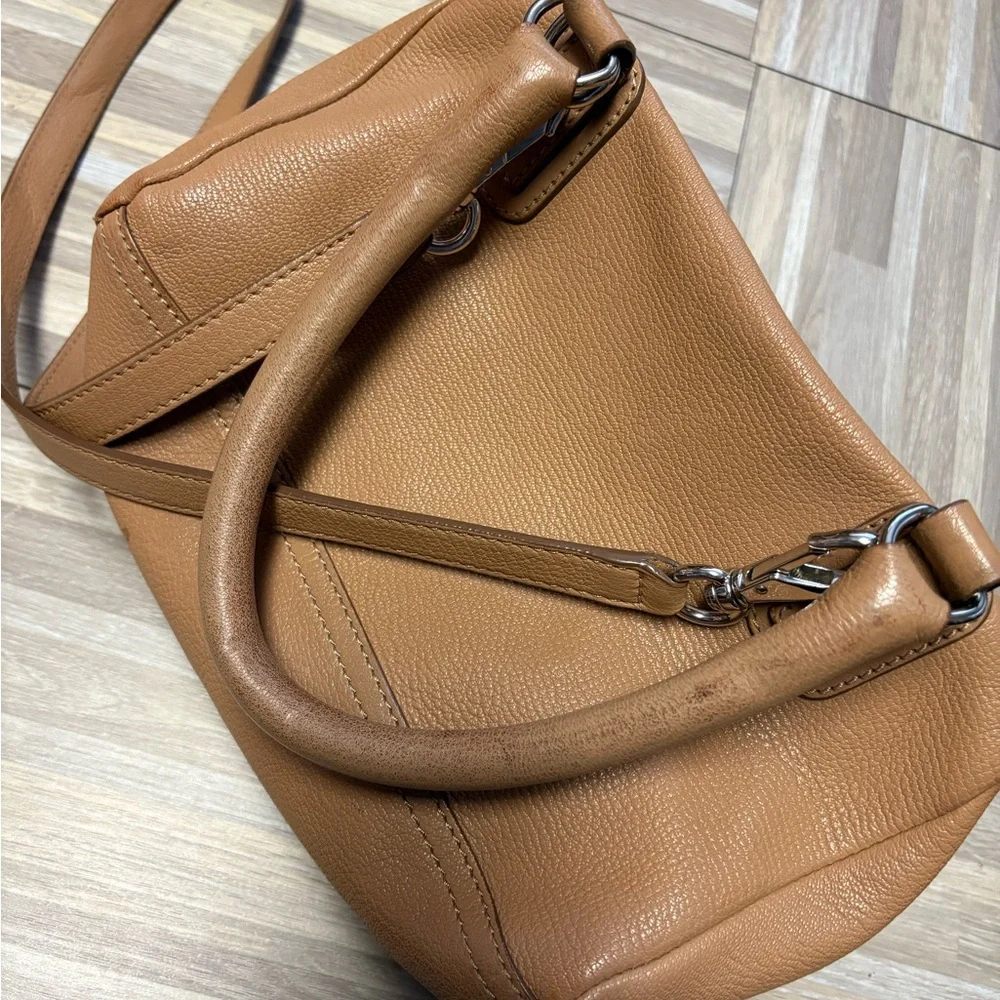 Authentic Givenchy Pandora Leather Crossbody Bag - Picture 3 of 7